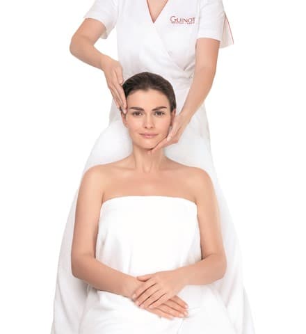 Visible Age Reverse Facial at Nerine Beauty